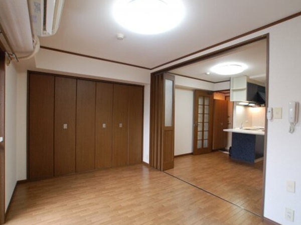 Midosuji line, JR Loop line & Nankai Koya line Daikokucho, Imamiya & Imamiyaebi station, 1 Bedroom Bedrooms, ,1 BathroomBathrooms,Apartment,For Rent,Daikokucho, Imamiya & Imamiyaebi station,1073